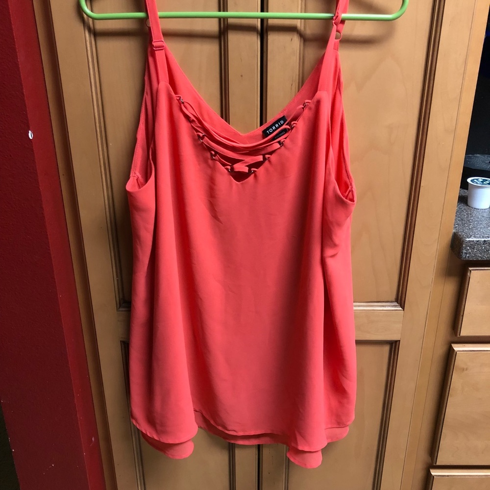 Torrid tank!